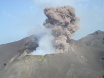 Výbušné léto na evropských sopkách: Etna vyrostla o 15 metrů, Stromboli je pod dohledem kvůli tsunami