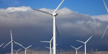 Týden v OZE: EU zrychluje elektrifikaci, Česko zůstává na chvostu obnovitelných zdrojů
