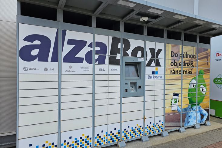 AlzaBox