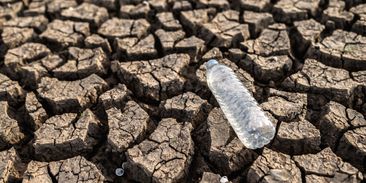 „Příjemné teplo“? Vedra lámou rekordy až o 8 stupňů, varují meteorologové