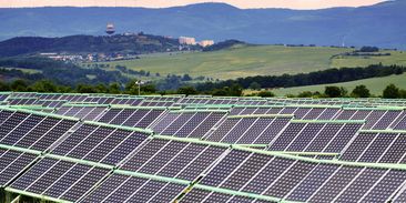 Solární energie ušetřila Evropě téměř bilion korun za dovoz plynu
