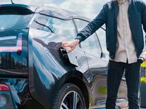 Týden v OZE: Roste zájem o ojeté elektromobily, vítr zlevňuje a debata o infrazvuku pokračuje