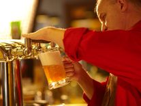 Energii lze šetřit i při čepování piva. „Chytrej výčep“ dokáže srazit spotřebu elektřiny o více než třetinu
