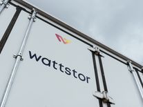 Wattstor nasazuje výkonné bateriové systémy vhodné pro integraci do podpůrných služeb, pomohl například společnosti ENERGE