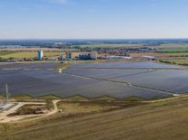 Česko má nový velký solární park. Pokryl by spotřebu všech domácností v Příbrami