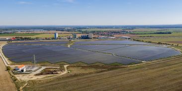 Česko má nový velký solární park. Pokryl by spotřebu všech domácností v Příbrami