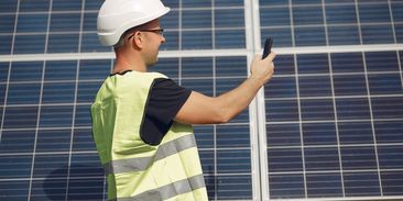 Acetex je v insolvenci. Soud rozhodl o úpadku dalšího solárníka